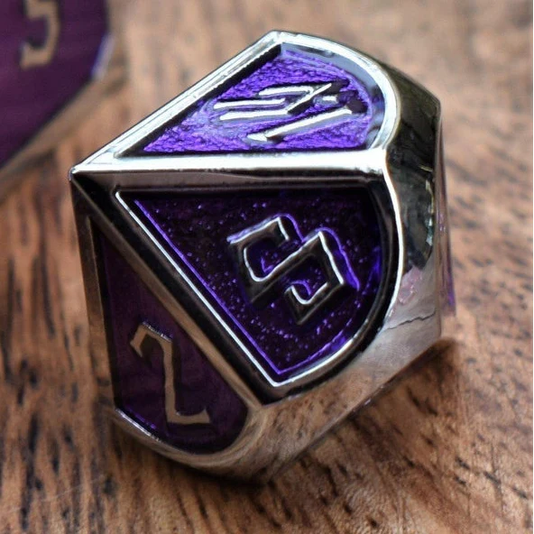 Elder Runes Purple And Silver Metal Dice Set - Image 3