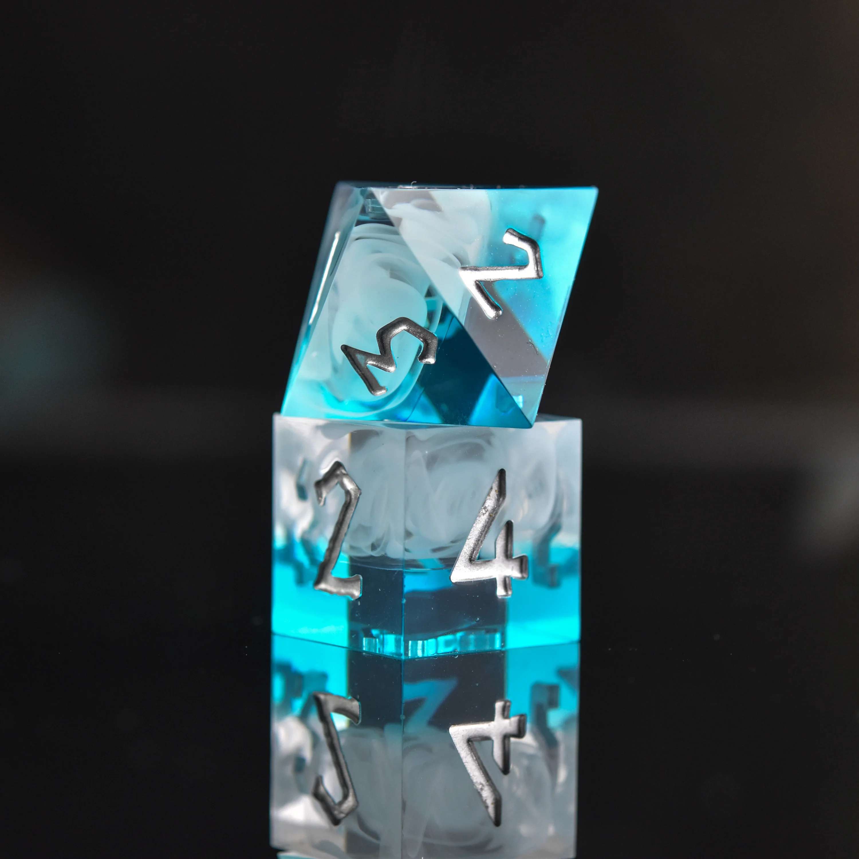 Fog Cloud Sharp-Edged Resin Dice Set - Image 4